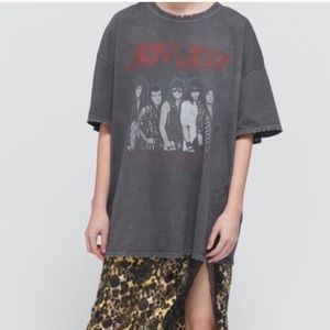 Urban Outfitters Graphic Band tee S/M NWT BonJovi